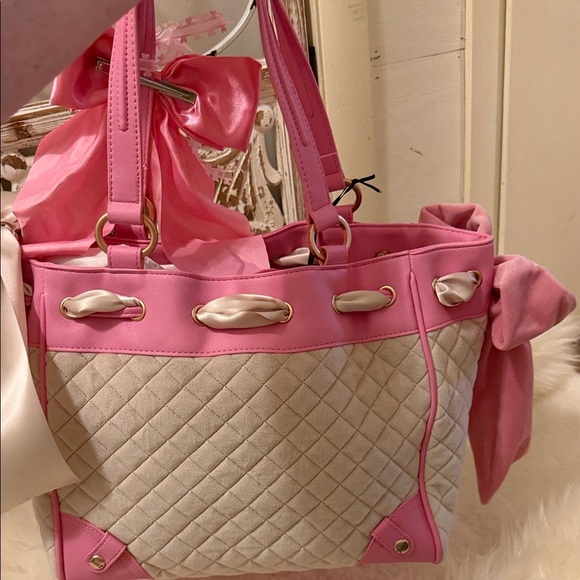 Exclusive Juicy Couture Tale Tote Pink and Cream with Embellishments 🩷 - Picture 6 of 11